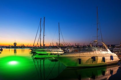 Apollo Underwater LED Lighting System (Color: Green, Power Cord Size: 120 Feet)